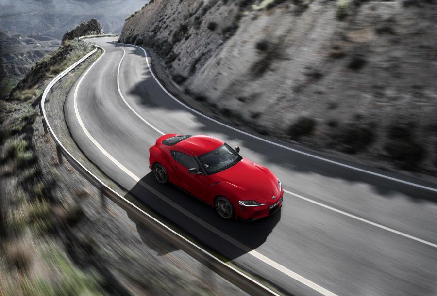  Toyota GR Supra (A90) 2019 года  (WW) (фото 7 из 119)